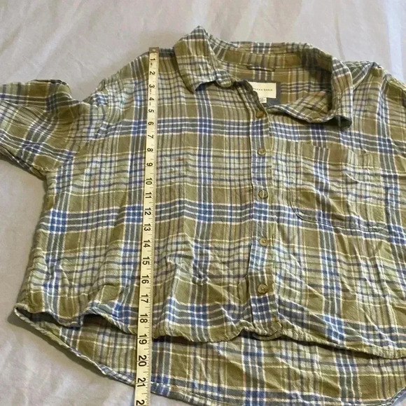 American Eagle Khaki, Blue & Cream Long Sleeve Boxy, Cropped Medium Top Shirt. - Picture 10 of 11
